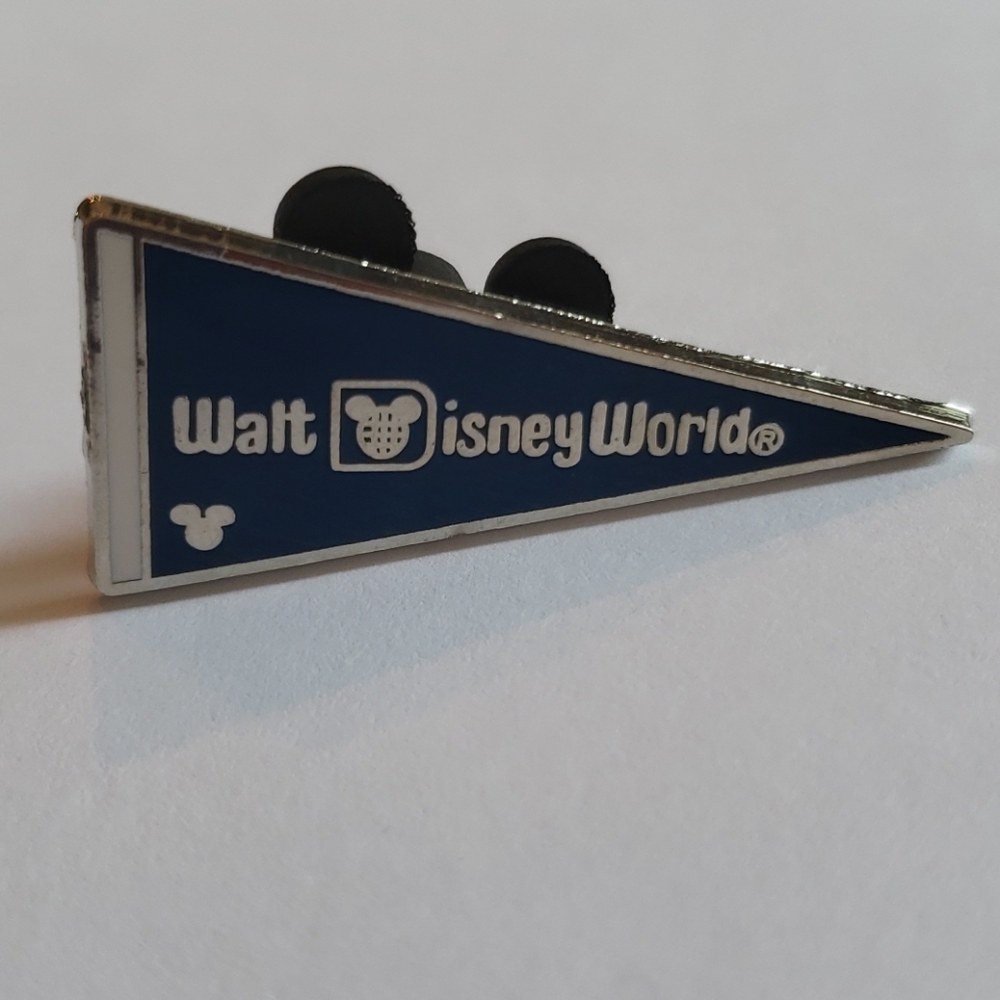 Disney trading pins